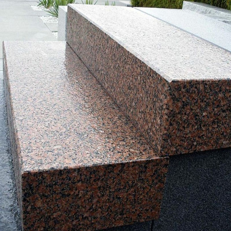 15 x 40 cm Granit-Blockstufen Laahs rot