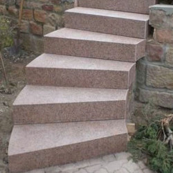18 x 35 cm Granit-Blockstufen Laahs rot