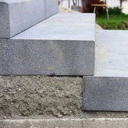 15 x 40 cm Granit Blockstufen Alvaro anthrazit